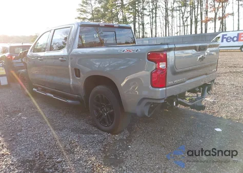 2025 Chevrolet Silverado 1500 4Wd Short Bed Rst z USA, uszkodzony, nr VIN 2GCUKEED9S1187007